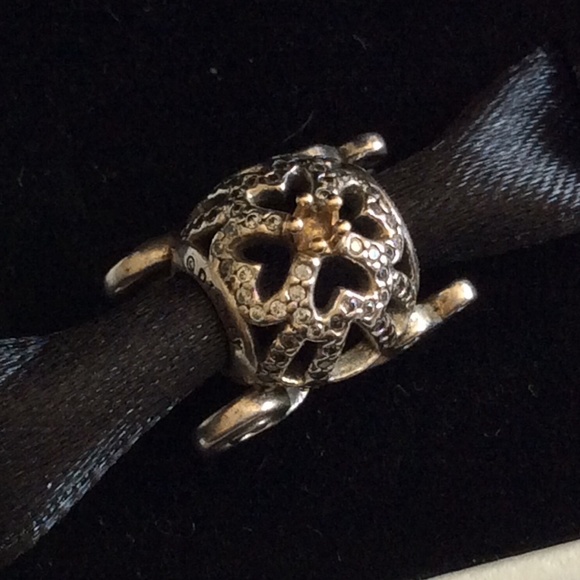 Pandora Disney Cinderella Carriage two tone  charm, 14k gold and silver - Picture 2 of 4